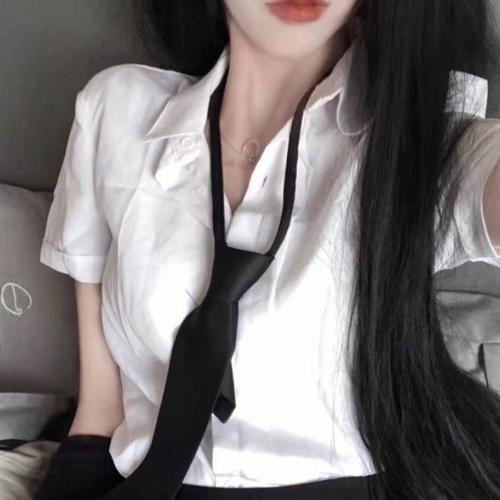 特斯拉笔记海报